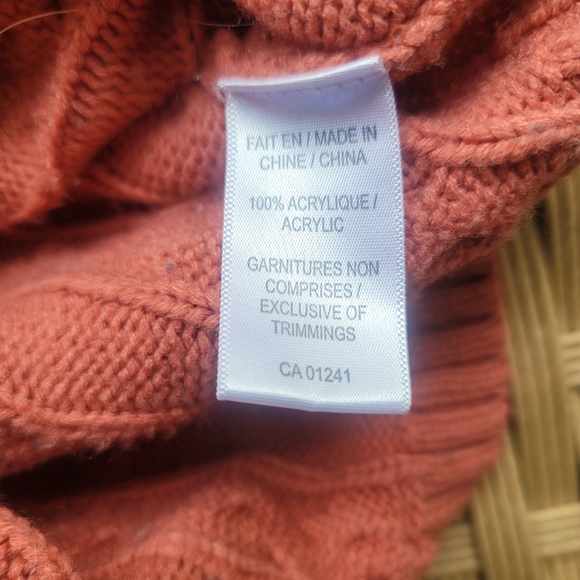 Twik Twisted Cropped Cable Knit Sweater Size XS - Picture 10 of 11